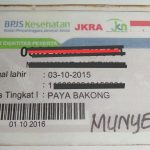 Kartu JKRA, yang dipegang warga miskin di Aceh dan biaya pengobatannya ditanggung Pemerintah Aceh. Poto: Yayan Z