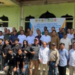 Peserta Pengabdian Masyarakat Fakultasa Teknik USK bersama perwakilan pemerintah Aceh Besar dan perangkat Gampong / Foto Dok FT USK