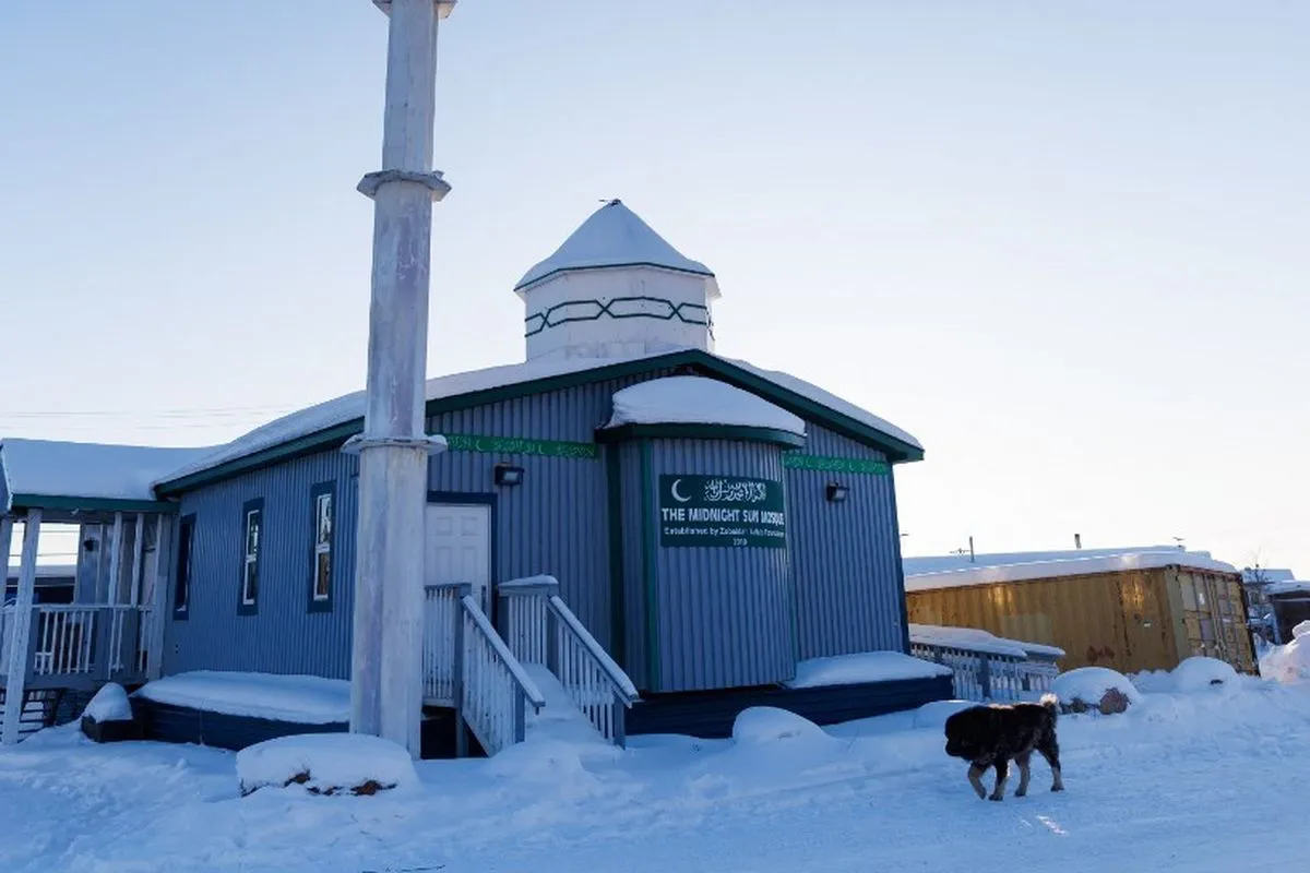 Midnightsun Mosque, Mesjid di Inuvik. Poto : HO
