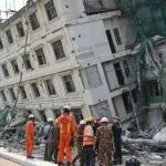 Junta militer Myanmar mengumumkan gencatan senjata sementara mulai Rabu (2/4/2025) hingga 22 April mendatang. Keputusan ini diambil seiring meningkatnya jumlah korban jiwa akibat gempa bumi besar yang melanda negara itu pekan lalu. Poto :Trigger